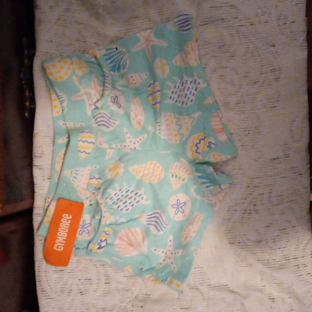 Gymboree Girls Shorts size s(5-6)